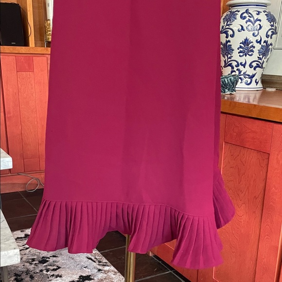 Alfani Berry Long Sleeve Dress with Pleated Accents Size 12 EUC - Picture 4 of 9